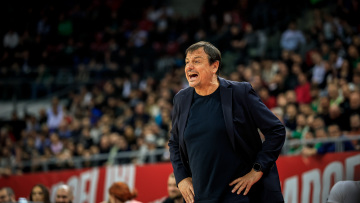 Εργκίν Αταμάν: «Χάσαμε 23 τρίποντα και την ευκαιρία να πάρουμε μια εύκολη νίκη»
