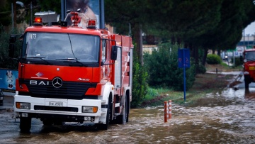 Δεκάδες κλήσεις στο Κέντρο Επιχειρήσεων, λόγω έντονης βροχόπτωσης στην Τρίπολη 