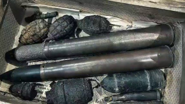 Παράνομο πολεμικό οπλοστάσιο του Β΄ Παγκοσμίου Πολέμου ανακαλύφθηκε σε κήπο στην Πολωνία
