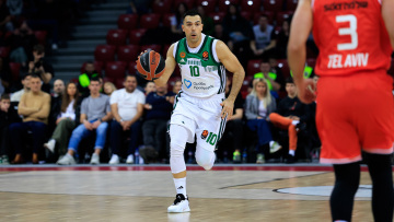 Σοκ με Σλούκα στον Παναθηναϊκό, χάνει τη σειρά με τη Βαλένθια
