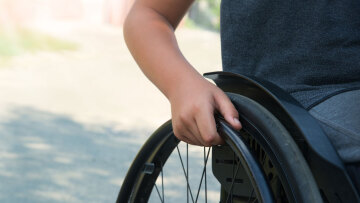 Κοζάνη: Ενίσχυση υποδομών προσβασιμότητας σε σχολεία για μαθητές με αναπηρία 