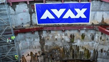 AVAX: Το μεγάλο backlog, η σύγκρουση  για το πριμ στο Μετρό και η επόμενη μέρα των επενδύσεων