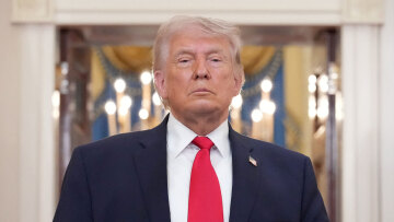 «Τον έχουμε»: Ο Τραμπ επιβεβαιώνει τη διάσωση του αγνοούμενου Αμερικανού αξιωματικού από το Ιράν