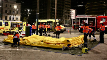 Εκτροχιασμός τρένου με 52 τραυματίες στο μετρό Ομόνοιας – Δείτε βίντεο από την άσκηση ετοιμότητας του ΕΚΑΒ
