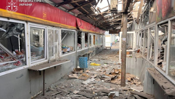 Ένας νεκρός και δεκαπέντε τραυματίες σε επιθέσεις της Ρωσίας στην Ουκρανία πριν την πασχαλινή ανακωχή