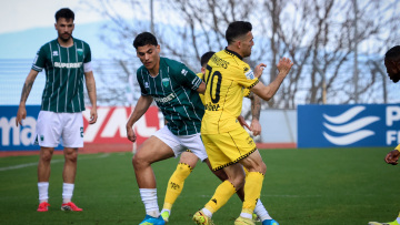 Έσπασε τα δοκάρια ο Άρης, 1-1 με τον Λεβαδειακό στη Βοιωτία, δείτε τα γκολ 