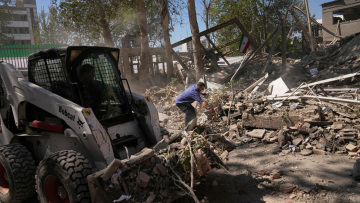 Βομβαρδίστηκε το Τεχνολογικό Πανεπιστήμιο Σαρίφ, το «ΜΙΤ του Ιράν», απειλεί με αντίποινα ο Αραγτσί