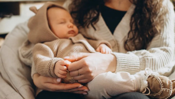 Ακραία ζέστη: Αυξάνει έως και 70% τον κίνδυνο γέννησης νεογνών χαμηλού βάρους
