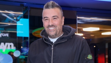 Ο Γιάννης Αϊβάζης παίζει σε ταινία διεθνούς παραγωγής: Μένει προσωρινά στο Λονδίνο