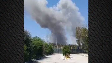 Εκρήξεις στο νησί Χαργκ, τον κύριο ενεργειακό κόμβο του Ιράν και νέες απειλές από τους Φρουρούς της Επανάστασης: «Θα σας στερήσουμε το πετρέλαιο για χρόνια»