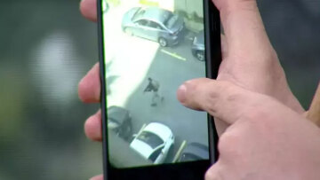 Η στιγμή που δράστης οπλίζει για να επιτεθεί στο ισραηλινό προξενείο, βίντεο ντοκουμέντο από το τρομοκρατικό χτύπημα στην Κωνσταντινούπολη