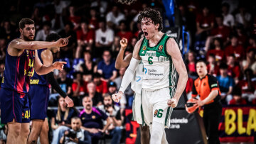 Μπαρτσελόνα - Παναθηναϊκός 79-93: «Πράσινο» πάρτι στη Βαρκελώνη και φουλ για playoffs, δείτε βίντεο 