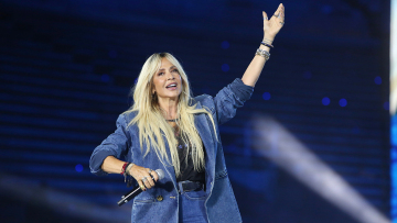 Άννα Βίσση: «Ξορκίζει» 10 χρόνια με unfollow και γυρνάει σελίδα αφήνοντας πίσω συνεργάτες αλλά και φίλους