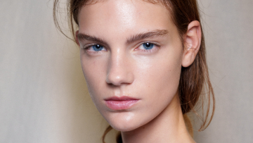 Τα συστατικά που πρέπει να εντάξουμε στη βραδινή μας ρουτίνα περιποίησης
