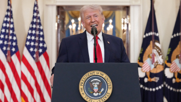 «Δεν θα γίνει εμπλουτισμός ουρανίου, συμφωνήσαμε με το Ιράν σε πολλά από τα 15 σημεία» λέει ο Τραμπ και βάζει δασμούς 50% σε όποιον δίνει όπλα στην Τεχεράνη