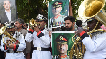 Πακιστάν: Πώς πέτυχε τη «μεγαλύτερη διπλωματική νίκη των τελευταίων ετών» στο Ιράν: Το πρόσωπο «κλειδί» και ο ρόλος της Κίνας