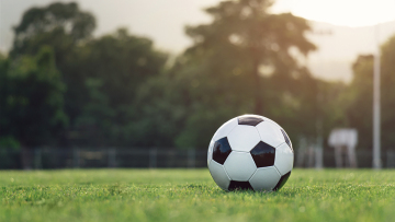 Προπονητής φωτογράφιζε κρυφά παίκτριες στ΄ αποδυτήρια, καταδικάστηκε, αλλά συνεχίζει να δουλεύει