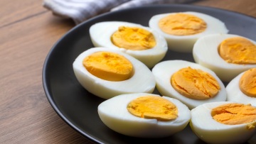 Πόσο αντέχουν τα βραστά αυγά στο ψυγείο-Πότε δεν πρέπει να τα φάμε
