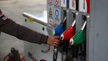 Fuel Pass: Πληρώθηκαν οι πρώτοι, ποιοι είναι οι επόμενοι στην ουρά,  γιατί αρκετοί είδαν το μήνυμα «συμπληρώστε το email σας στο ΕΜΕπ»