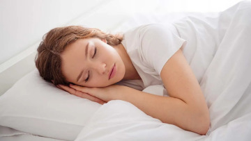 Τι φταίει και αυτοί οι έφηβοι τρώνε πολύ και κινούνται λίγο
