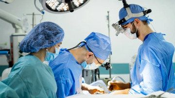 Νέα ελάχιστα επεμβατική τεχνική αλλάζει τα δεδομένα στη χειρουργική των επινεφριδίων
