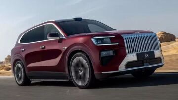 Ιδού το πολυτελές SUV με... 1.400 άλογα!
