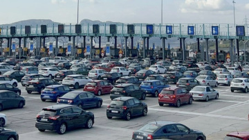 Φεύγουν και οι τελευταίοι εκδρομείς του Πάσχα, αυξημένη η κίνηση στην Εθνική Οδό Αθηνών - Κορίνθου