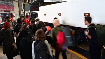 Με πληρότητες που αγγίζουν το 100% οι αναχωρήσεις από τα ΚΤΕΛ Κηφισού και Λιοσίων