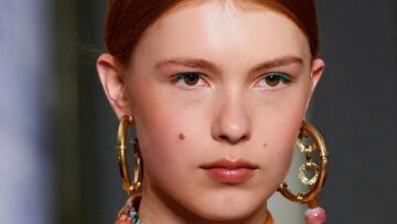 Οι χρωματιστές μάσκαρα είναι ο πιο εύκολος τρόπος να κάνετε πιο fun ένα μακιγιάζ
