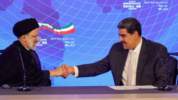 Politico: Tο μυστικό σχέδιο Μαδούρο για να αγοράσει από το Ιράν βαλλιστικούς πυραύλους που θα μπορούσαν να χτυπήσουν τις ΗΠΑ