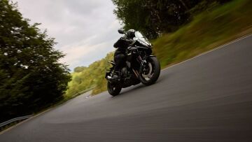 Δοκιμάζουμε την Triumph Tiger Sport 800 - Πόσο κοστίζει;