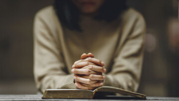 Πού ζουν οι περισσότεροι άθεοι σήμερα; Τα ποσοστά στην Ελλάδα  