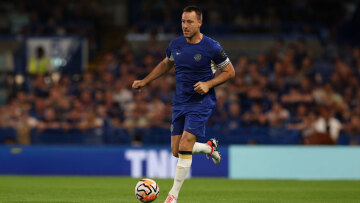 Ο Τζον Τέρι ετοιμάζεται να επιστρέψει στο ποδόσφαιρο αγοράζοντας την Κόλτσεστερ Γιουνάιτεντ