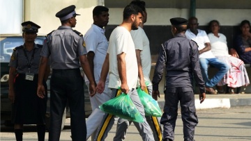 Επαναπατρίστηκαν Ιρανοί ναύτες μετά τον τορπιλισμό της φρεγάτας IRIS Dena στη Σρι Λάνκα 