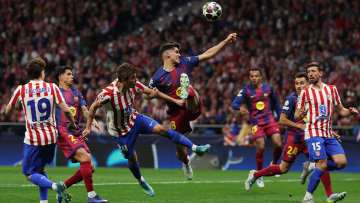 Η Μπαρτσελόνα κέρδισε 2-1 στη Μαδρίτη αλλά η Ατλέτικο προκρίθηκε στους «4» του Champions League - Στην τετράδα και η Παρί, 2-0 τη Λίβερπουλ στο Άνφιλντ, δείτε τα γκολ