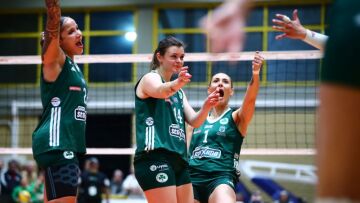 Volley League Γυναικών: Ο Παναθηναϊκός έκανε το 1-0 στη σειρά των τελικών επικρατώντας 3-0 του ΖΑΟΝ, βίντεο