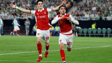 Europa League: Ανατροπή της Μπράγκα και ημιτελικός με Φράιμπουργκ, αγγλικός «εμφύλιος» Φόρεστ-Βίλα το άλλο ματς, δείτε τα γκολ