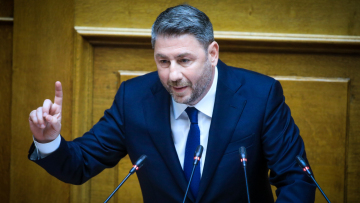 Ανδρουλάκης στη δευτερολογία του: Απατηλό όνειρο η τρίτη θητεία της ΝΔ, εκλογές τώρα