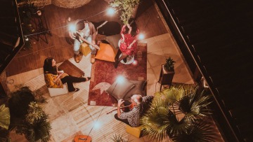 Πώς ένας travel editor κατάφερε να μην πληρώνει ξενοδοχεία στις διακοπές του
