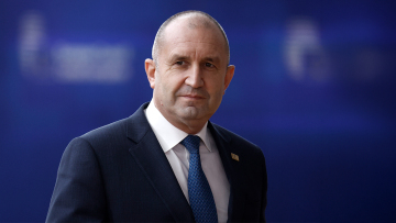 Βουλγαρία: Ο φιλορώσος πρώην πρόεδρος Ράντεφ φαβορί να κερδίσει τις βουλευτικές εκλογές της Κυριακής