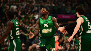 Ο Παναθηναϊκός διέλυσε 97-62 την Εφές και πήρε την 7η θέση στη regular season της Euroleague