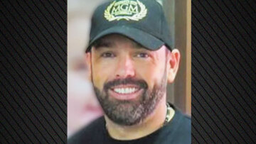 Ποιος είναι o διαβόητος μαφιόζος της Ευρώπης Ντάνιελ Κίναχαν που συνελήφθη στο Ντουμπάι, τον είχαν επικηρύξει για 5 εκατ. δολάρια