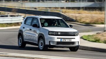 Δοκιμάζουμε το ηλεκτρικό Fiat Grande Panda - Πόσο κοστίζει στην Ελλάδα;
