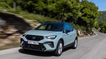 Δοκιμάζουμε το ανανεωμένο SEAT Arona - Πόσο κοστίζει στην Ελλάδα;
