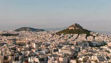 3 διαμερίσματα προς πώληση στην Αττική