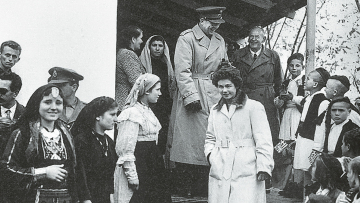 Η αμφιλεγόμενη βασίλισσα Φρειδερίκη: Τι έγραφε στο ημερολόγιό της από τον Εμφύλιο στη δικτατορία