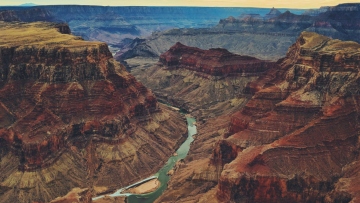Πώς σχηματίστηκε το Γκραν Κάνιον: Νέα έρευνα αποκαλύπτει τη διαδρομή του ποταμού που δημιούργησε το μεγαλύτερο φαράγγι της Γης