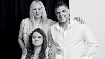 Μια οικογένεια δείχνει το δρόμο για μια πιο ανοιχτή κοινωνία
