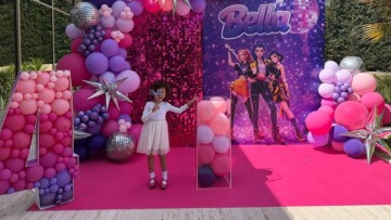 Κριστιάνο Ρονάλντο: Το παραμυθένιο πάρτι για τα γενέθλια της 4χρονης Μπέλα, δείτε βίντεο


