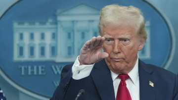 Τραμπ: Διαθέτουμε κάμερες σε κάθε εκατοστό των ιρανικών πυρηνικών εγκαταστάσεων που χτυπήσαμε το καλοκαίρι
